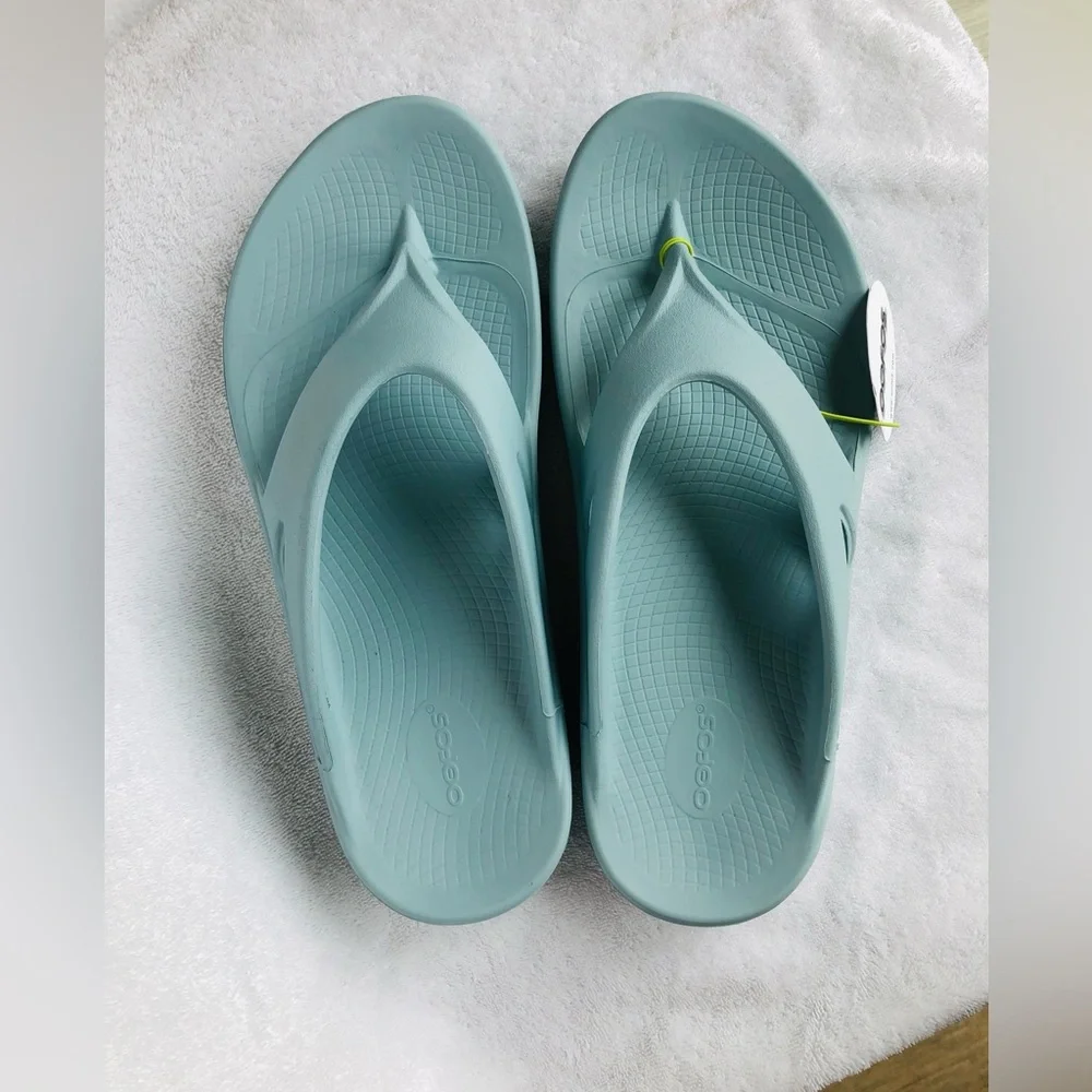 OOFOS Men's Mint Green Recovery Flip-Flops